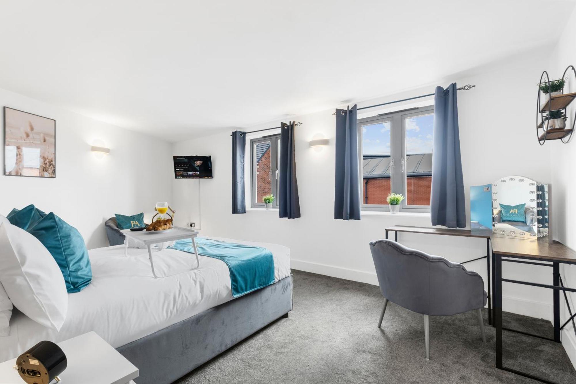 Pluxa Globe - Spacious Apartment In Jq With Parking Birmingham Exterior photo